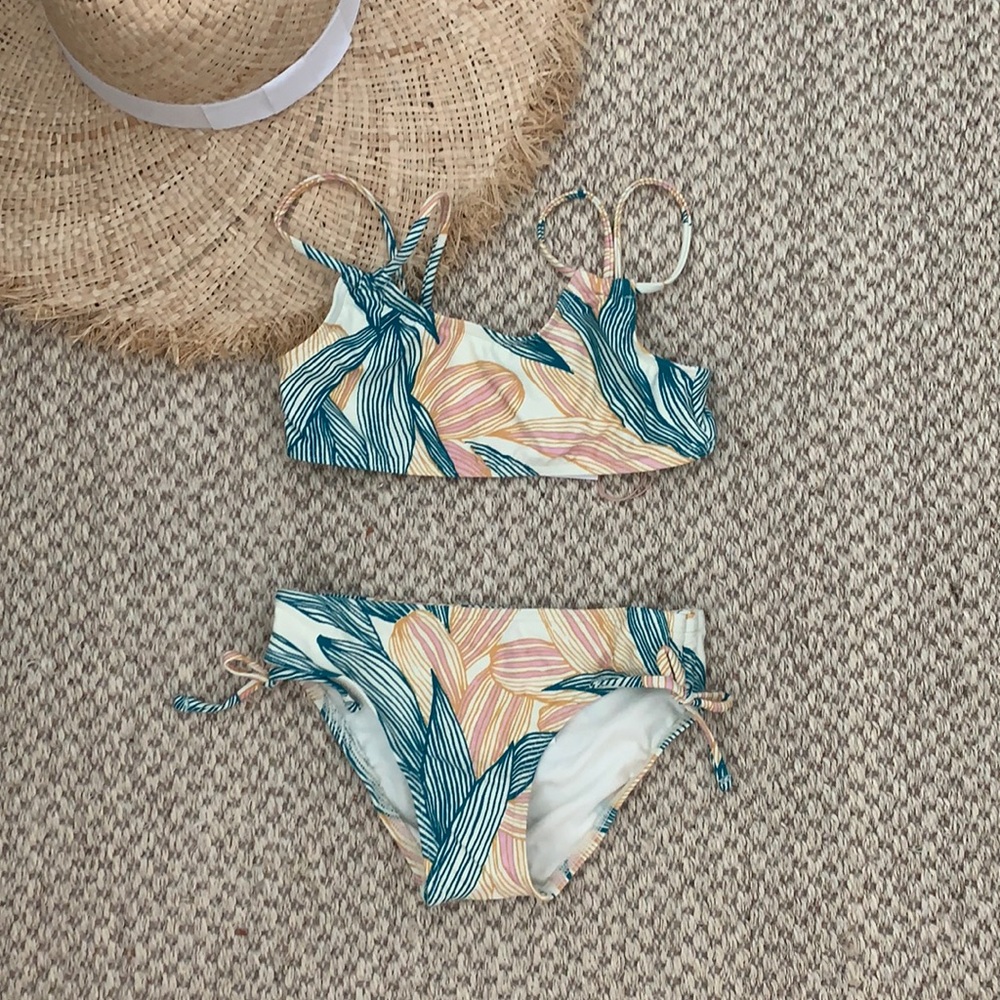 🥰ADORABLE Girl’s O’Neill 2 Piece Swim Bikini 6
